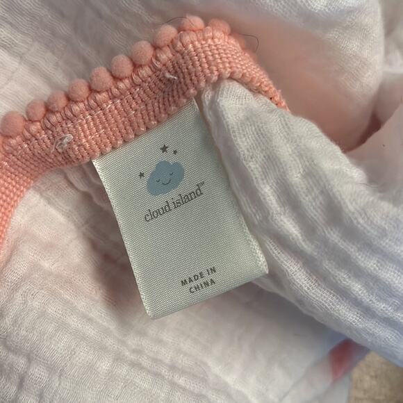 Cloud Island 100% Cotton Muslin Blankets Large "You are Loved" Floral (Two) - Picture 3 of 6